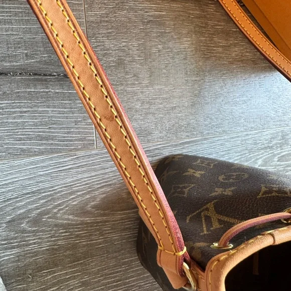 Louis Vuitton 100% authentic Monogram Nano Noe Bag M41346 - Picture 7 of 15